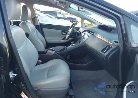 2013 Toyota Prius Two z USA, uszkodzony, nr VIN JTDKN3DU2D0342323